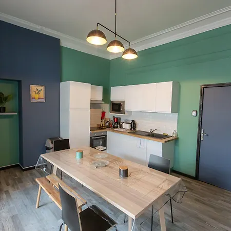 Trankil-apparts Basilique Hotel 2*