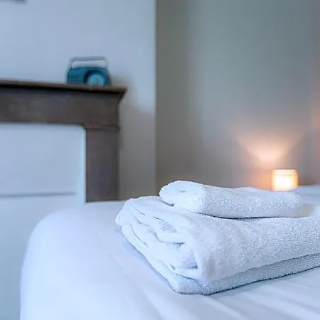 Trankil-apparts Basilique Hotel 2*