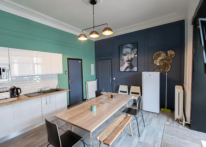 Trankil-apparts Basilique Отель Сен-Кантен