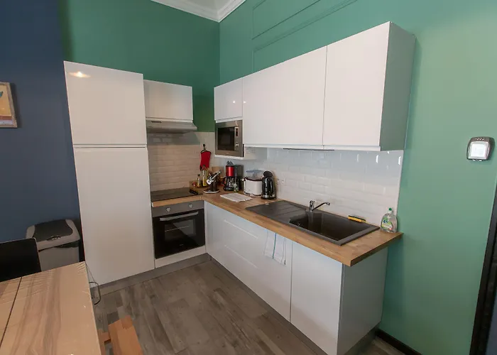 Trankil-apparts Basilique Сен-Кантен